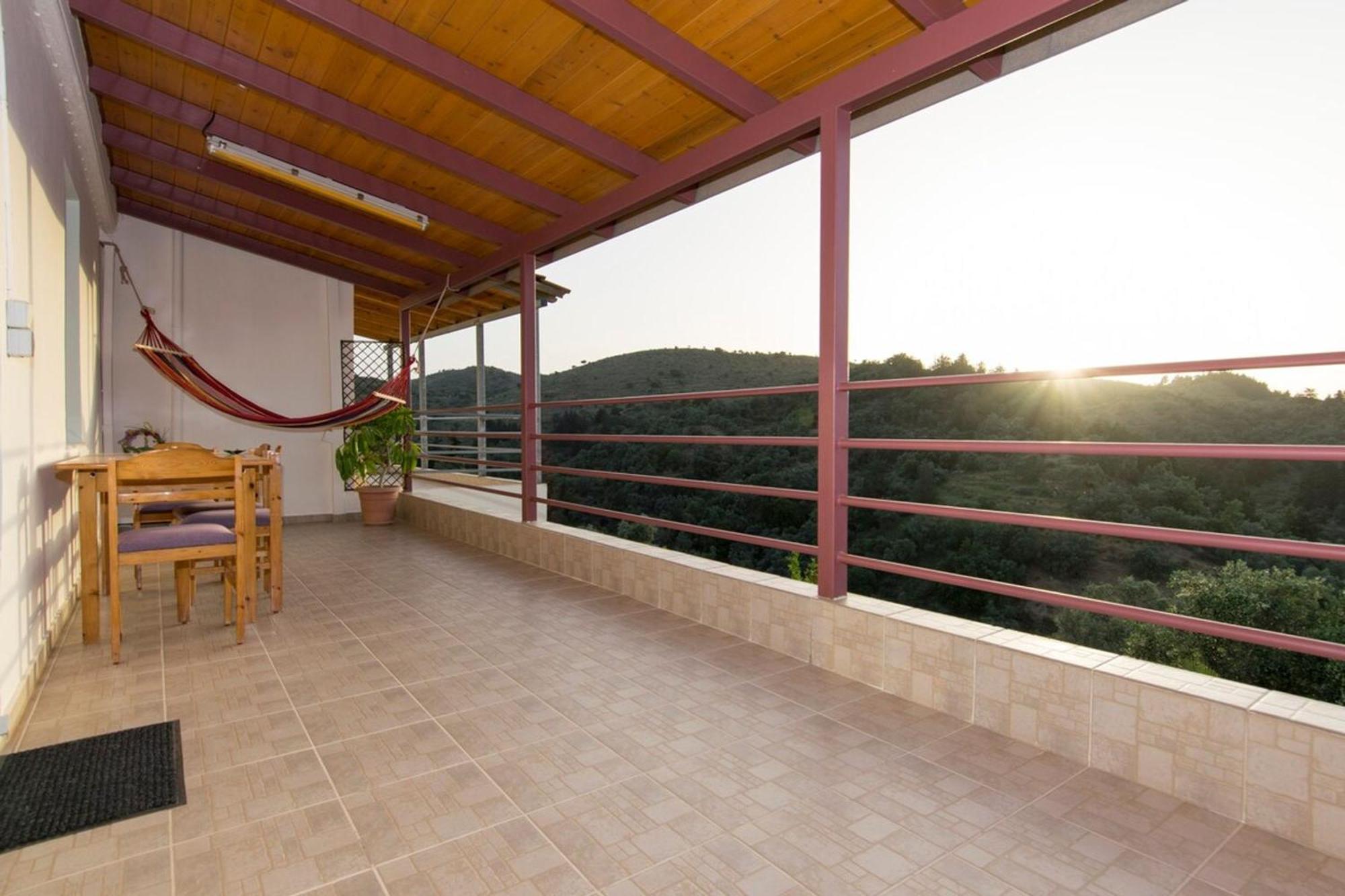 Aoria Traditional House With Stuning Mountain View Loulos Exterior photo
